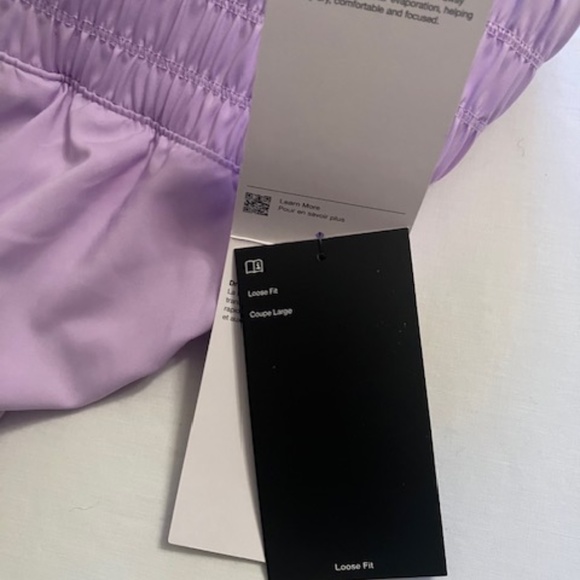 NWT Nike Women's Light Purple Dri-FIT Shorts High Waisted Lined Small - Picture 3 of 3